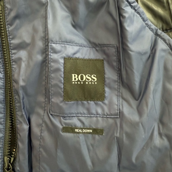 Hugo Boss Real Down Packable Puffer Jacket – Navy Blue – Men’s Medium - Picture 3 of 5